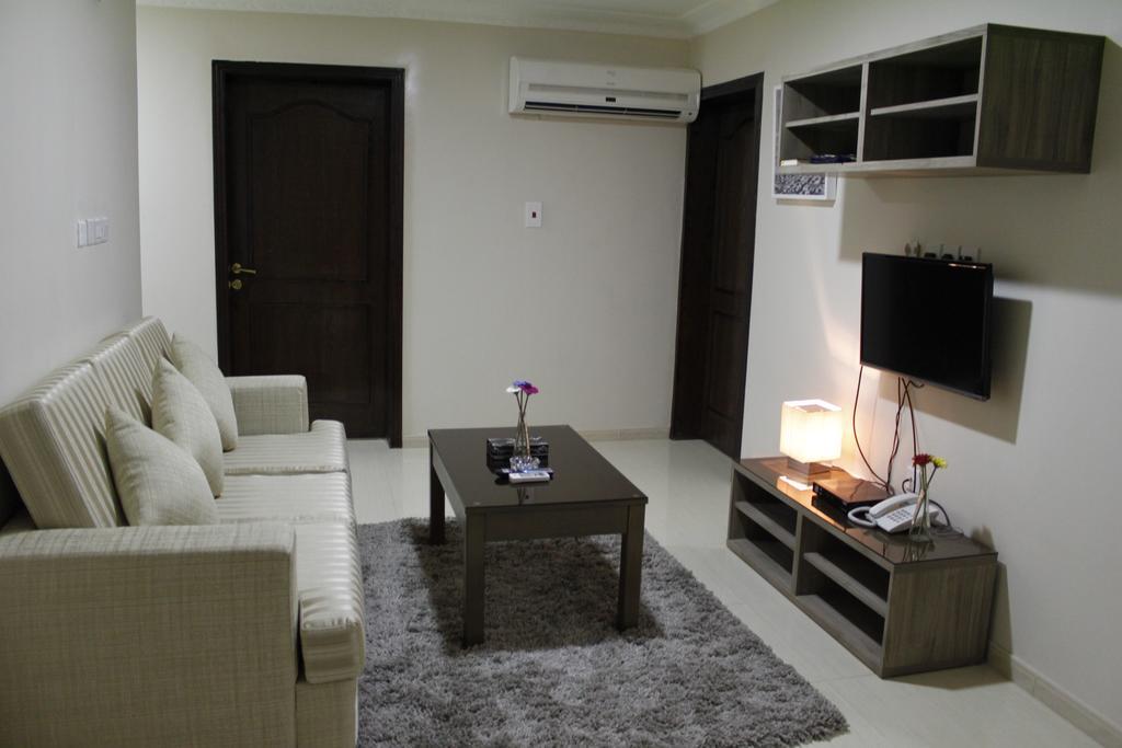 Plaza Home Al Khobar Phòng bức ảnh